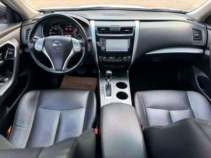 長沙18年日產天籟9