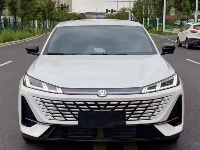 孝感26年長安汽車逸動1