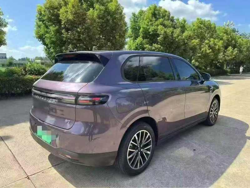 常州26年零跑汽車B109