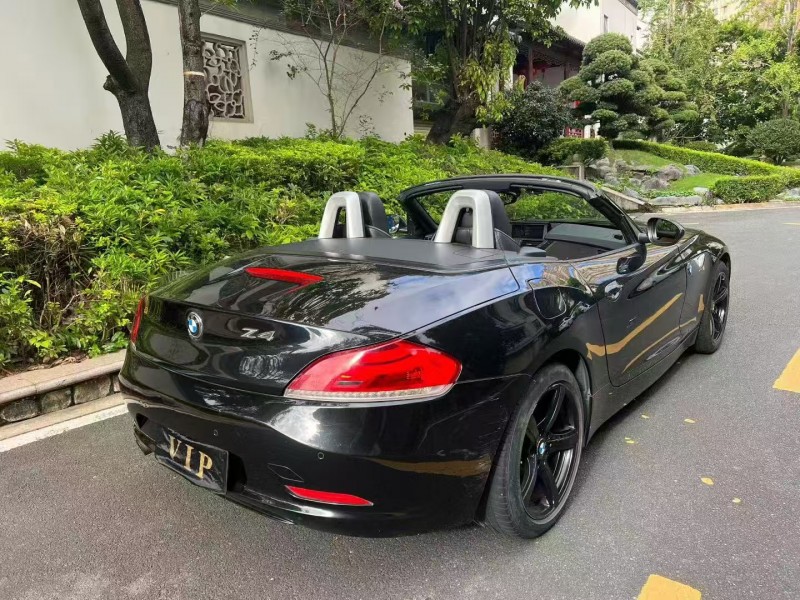 河源13年寶馬Z48