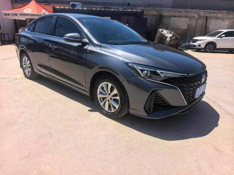 邢臺25年長安汽車逸動3