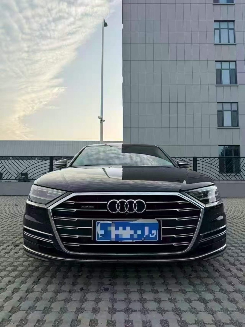 東營20年奧迪A8L1