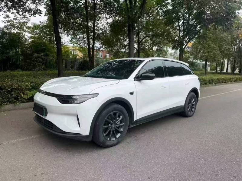 長沙23年零跑汽車C112