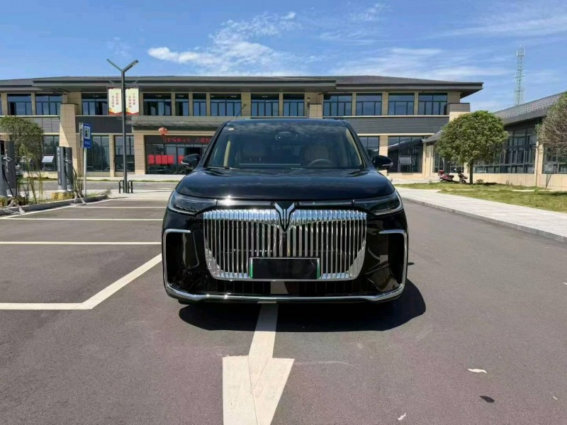 襄陽26年嵐圖汽車夢想家1