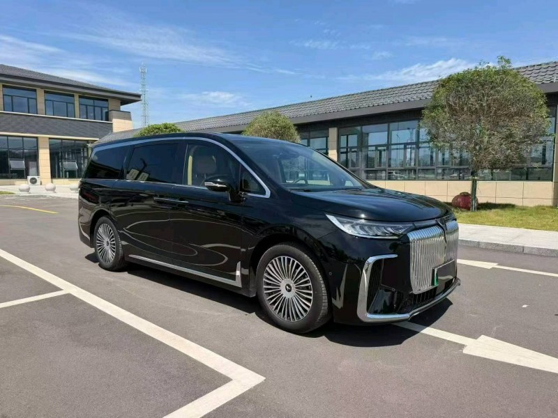 襄陽26年嵐圖汽車夢想家2