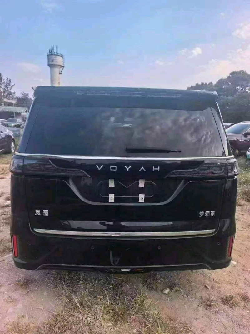 西安26年嵐圖汽車夢想家8