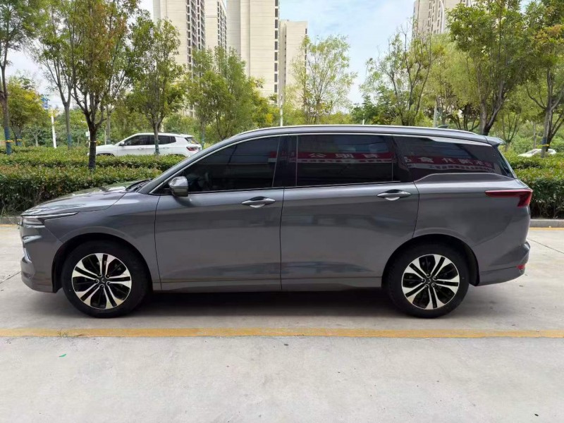 濟寧21年五菱汽車凱捷4