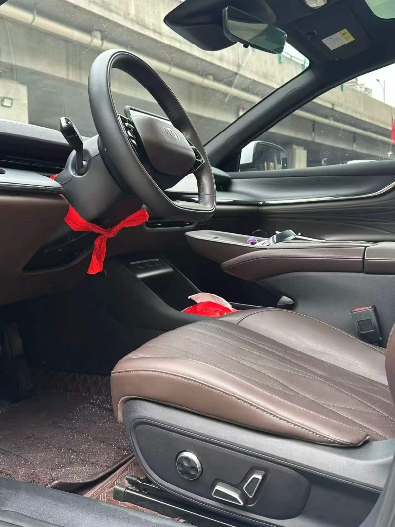 洛陽25年長安汽車啟源7