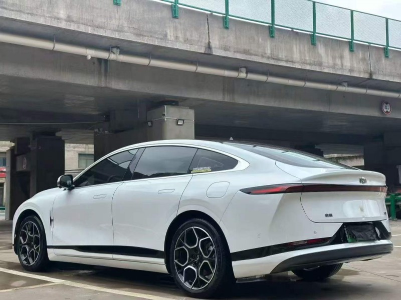 洛陽25年長安汽車啟源8