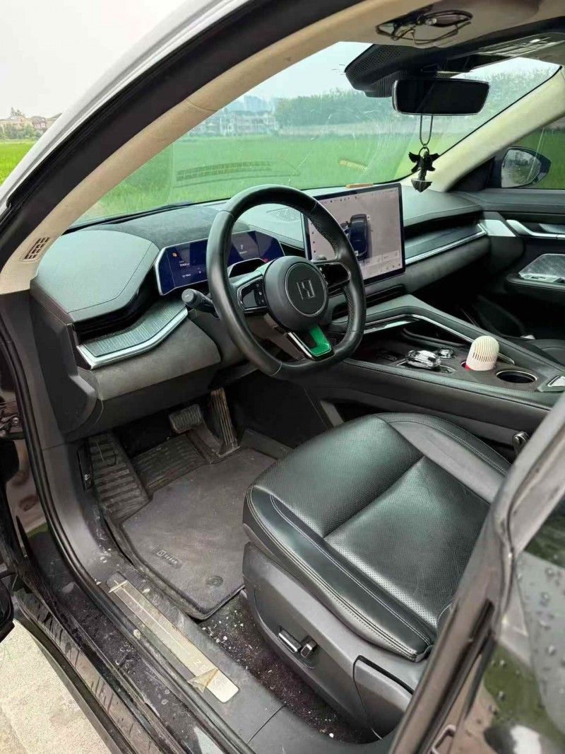 湖州23年極氪汽車0014