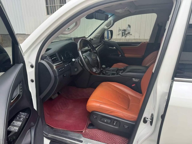 安陽16年雷克薩斯LX4