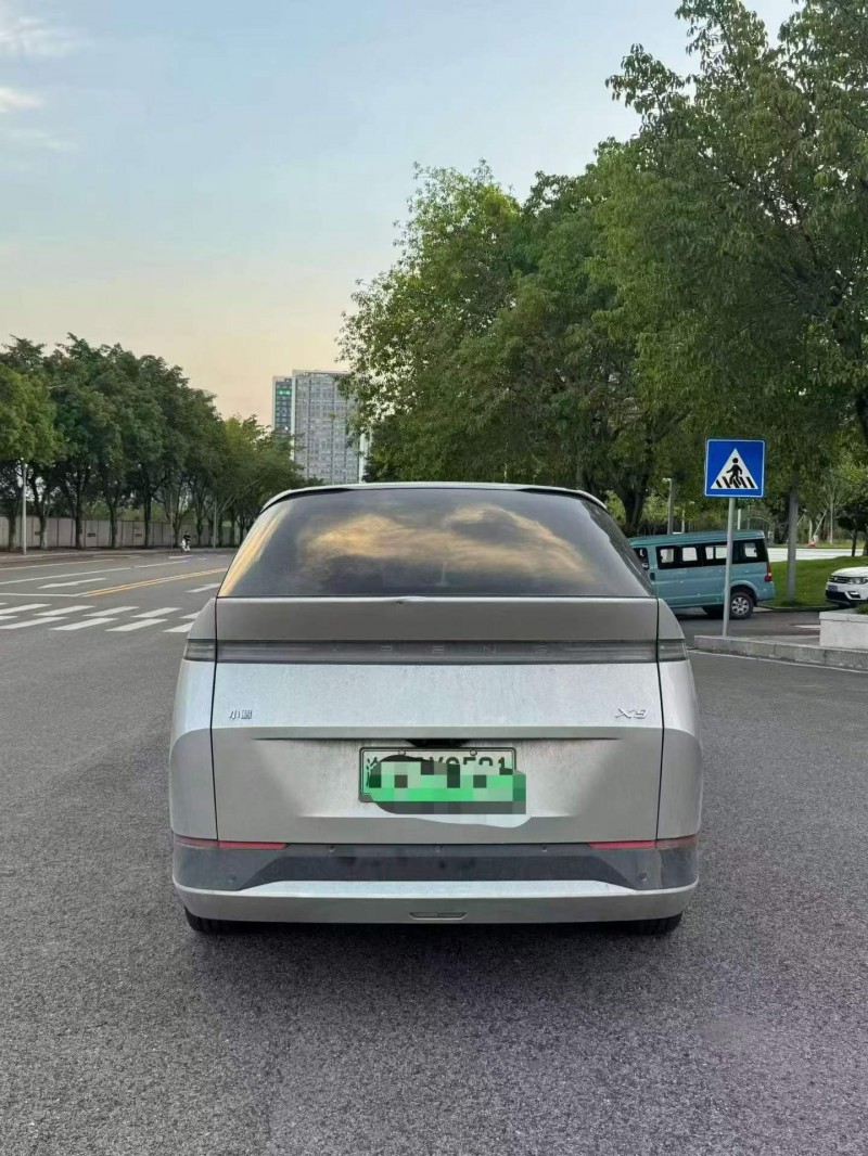 重慶24年小鵬汽車X99