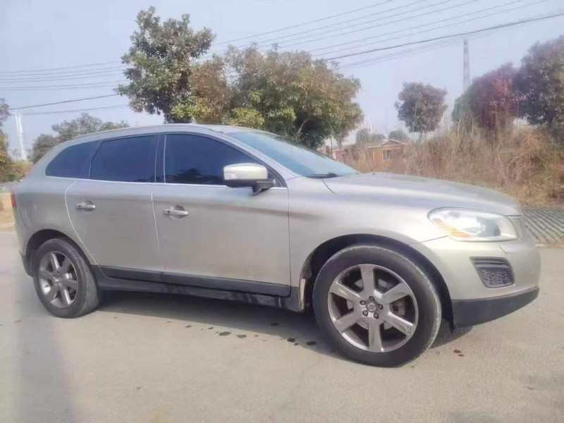 淮安13年沃爾沃XC602