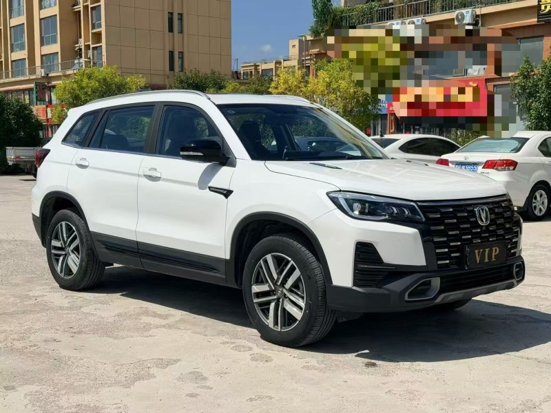 菏澤25年長安汽車CS752