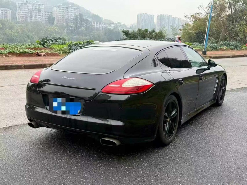 泉州13年保時捷帕拉梅拉8