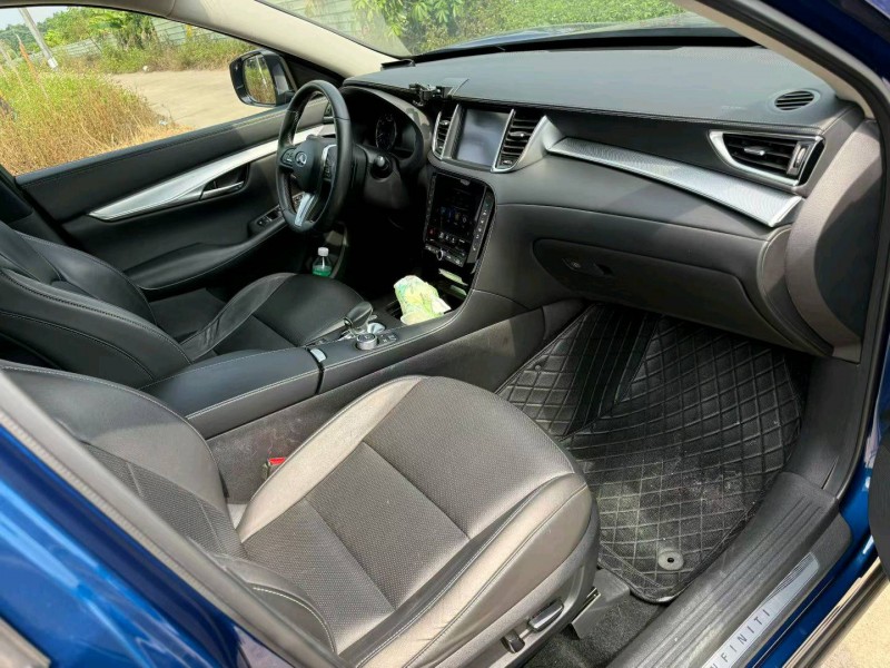 中山19年英菲尼迪QX508