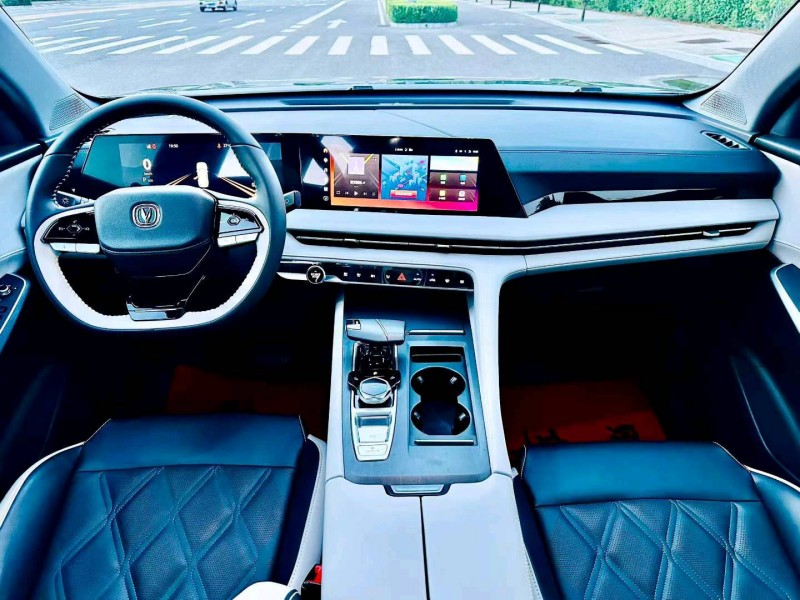 太原23年長安汽車CS755