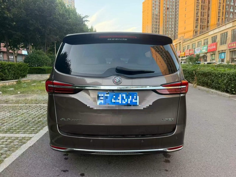 济宁21年别克GL89