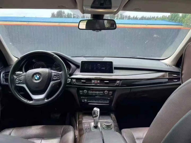 东营17年宝马X56