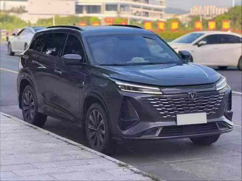 東莞23年長安汽車CS752