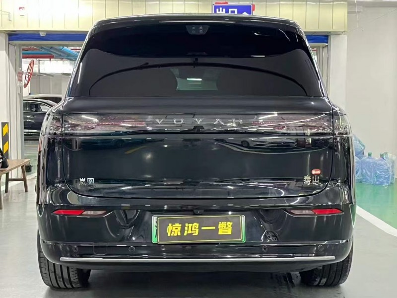 深圳26年嵐圖汽車泰山9