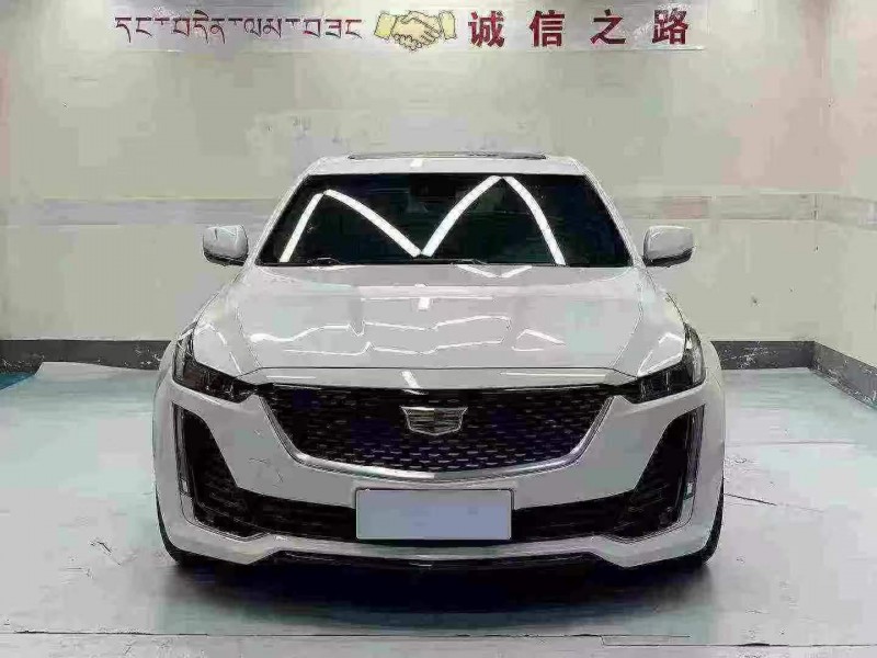 武漢20年凱迪拉克CT51