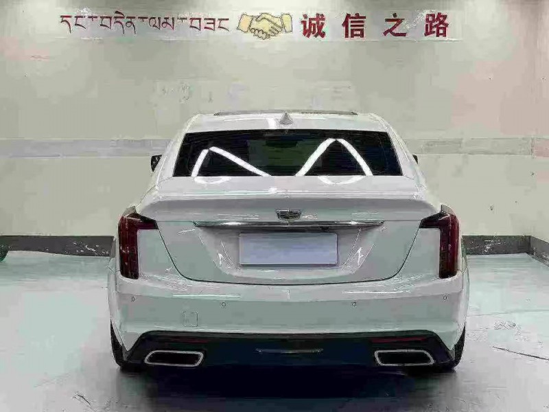 武漢20年凱迪拉克CT59