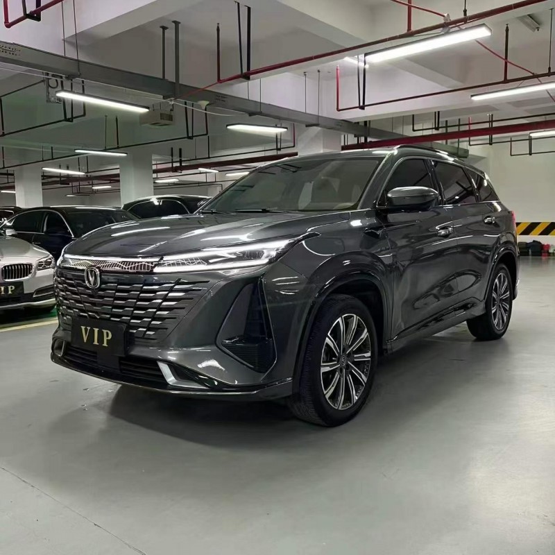 成都23年长安汽车CS752