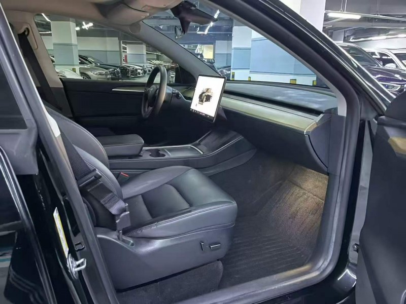 廣州23年特斯拉MODEL 38