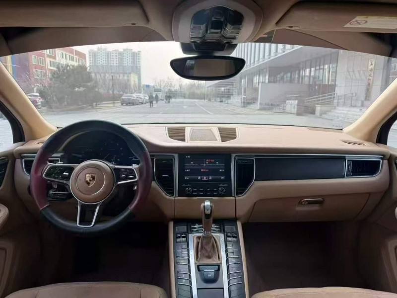 佛山16年保時捷Macan4