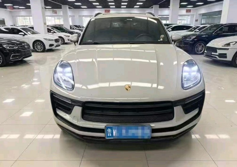 潍坊23年保时捷Macan1