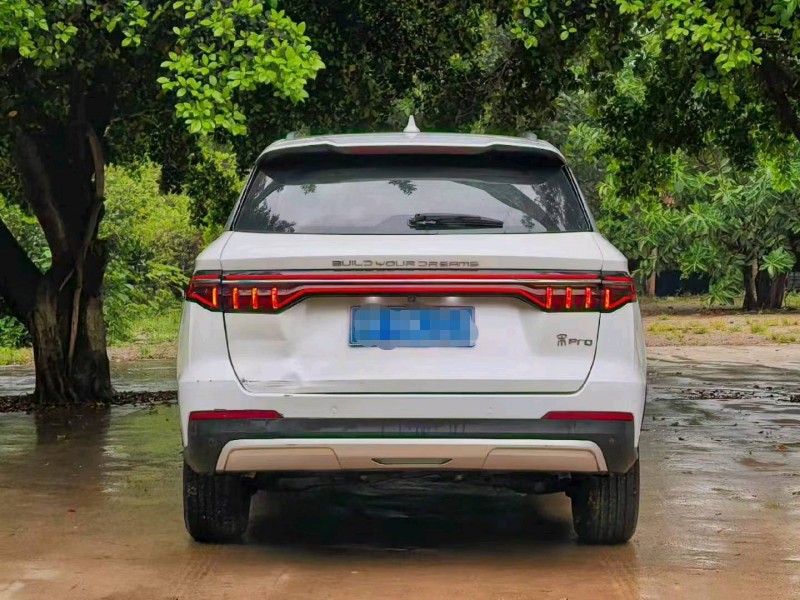 昭通19年比亞迪宋3