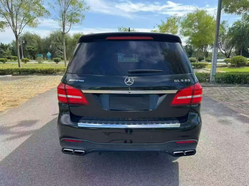 济宁17年奔驰GLS8