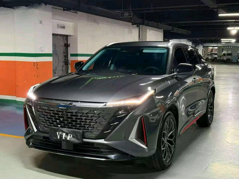成都23年長安汽車歐尚2