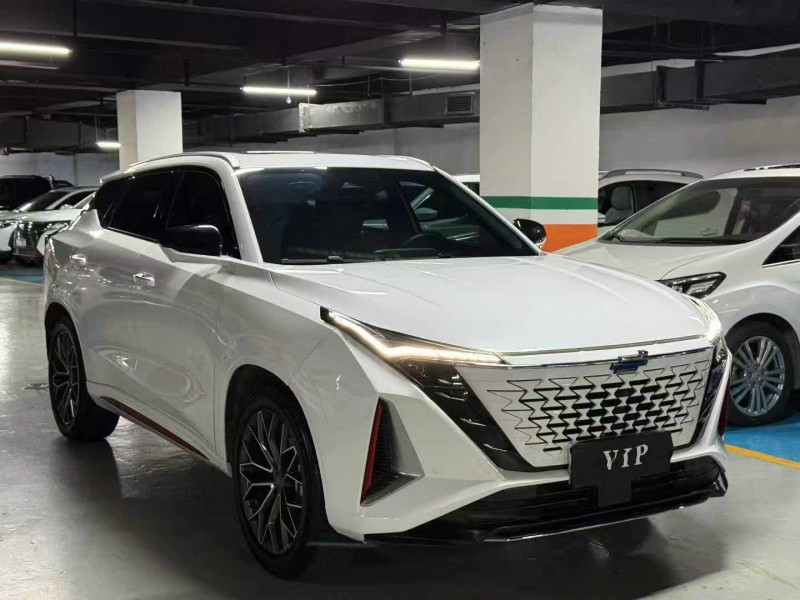 成都23年長安汽車歐尚3