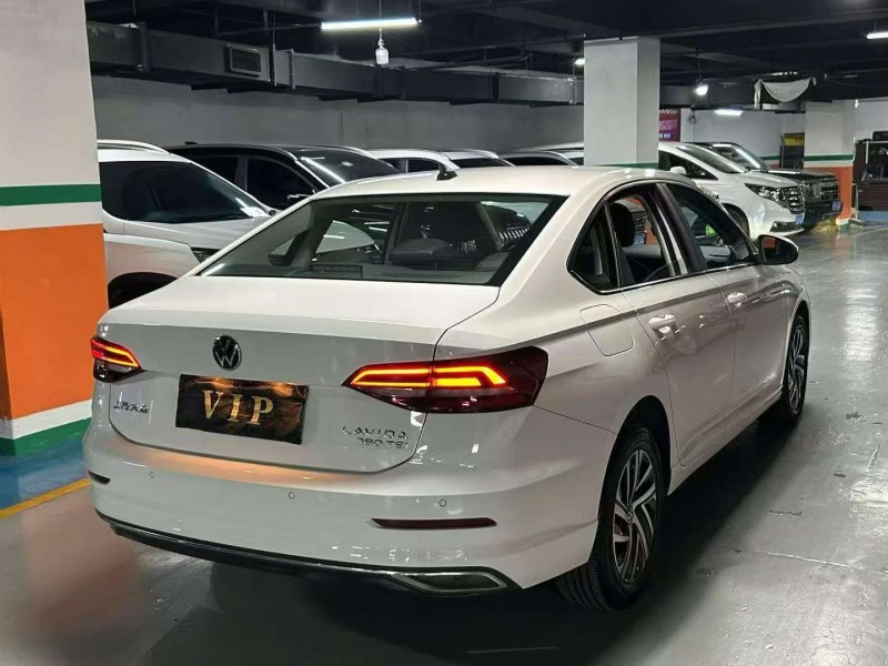 成都24年大眾朗逸7