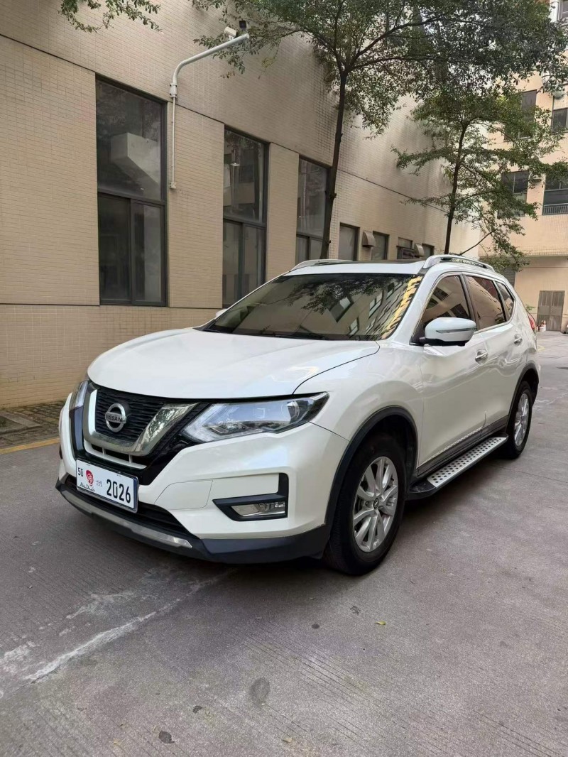 佛山19年日產奇駿3