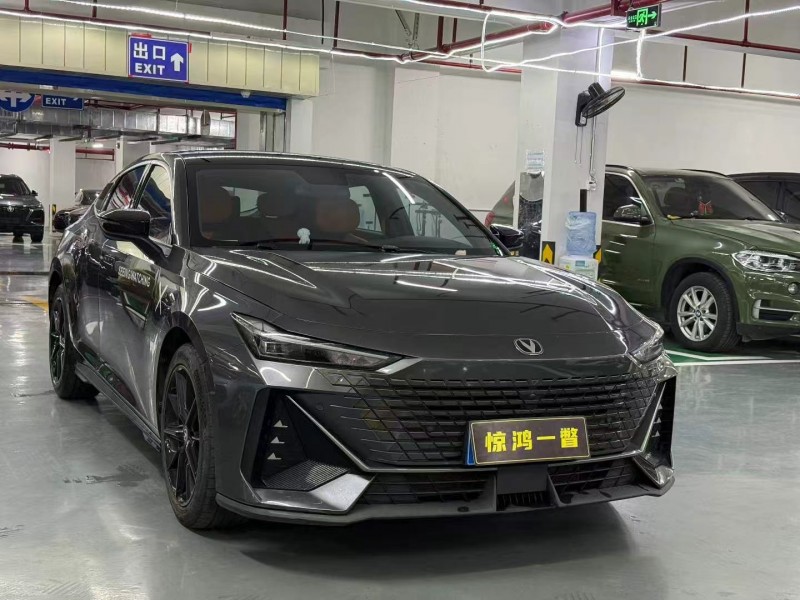 深圳22年長安汽車UNI3