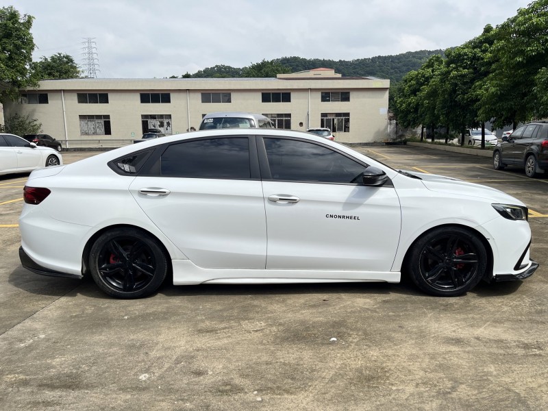 中山21年吉利缤瑞2
