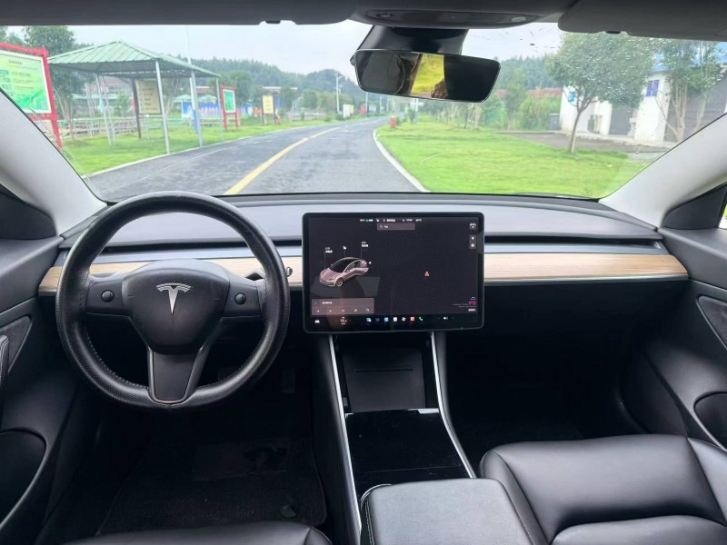 湖州20年特斯拉MODEL 34