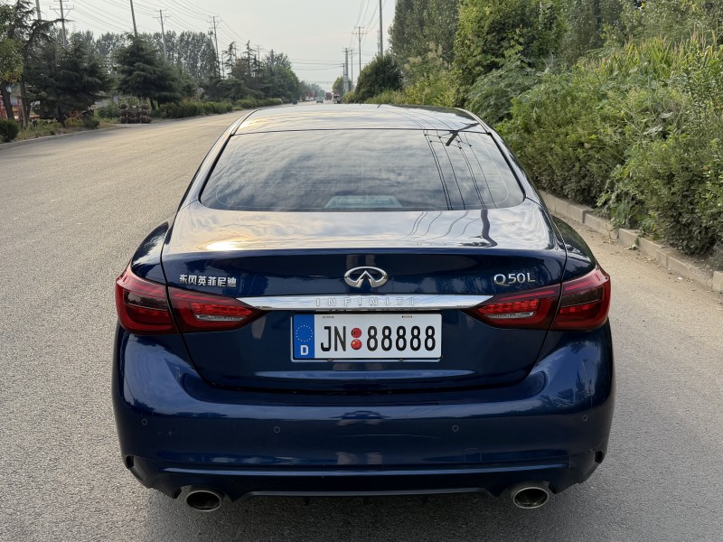济宁20年英菲尼迪Q509