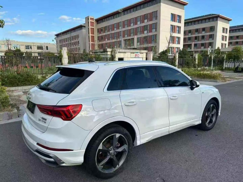 徐州20年奥迪Q38