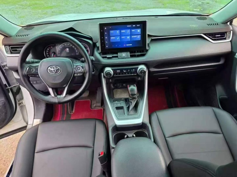 廣州22年豐田RAV4榮放4