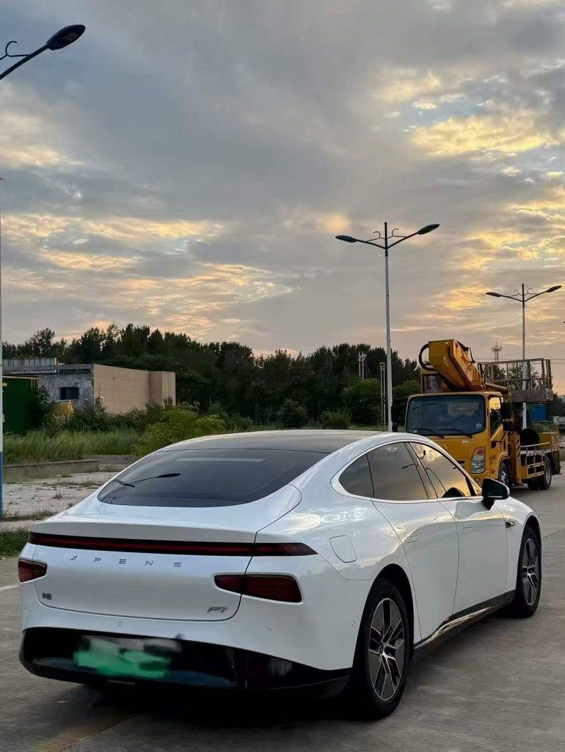 濟寧24年小鵬汽車p77