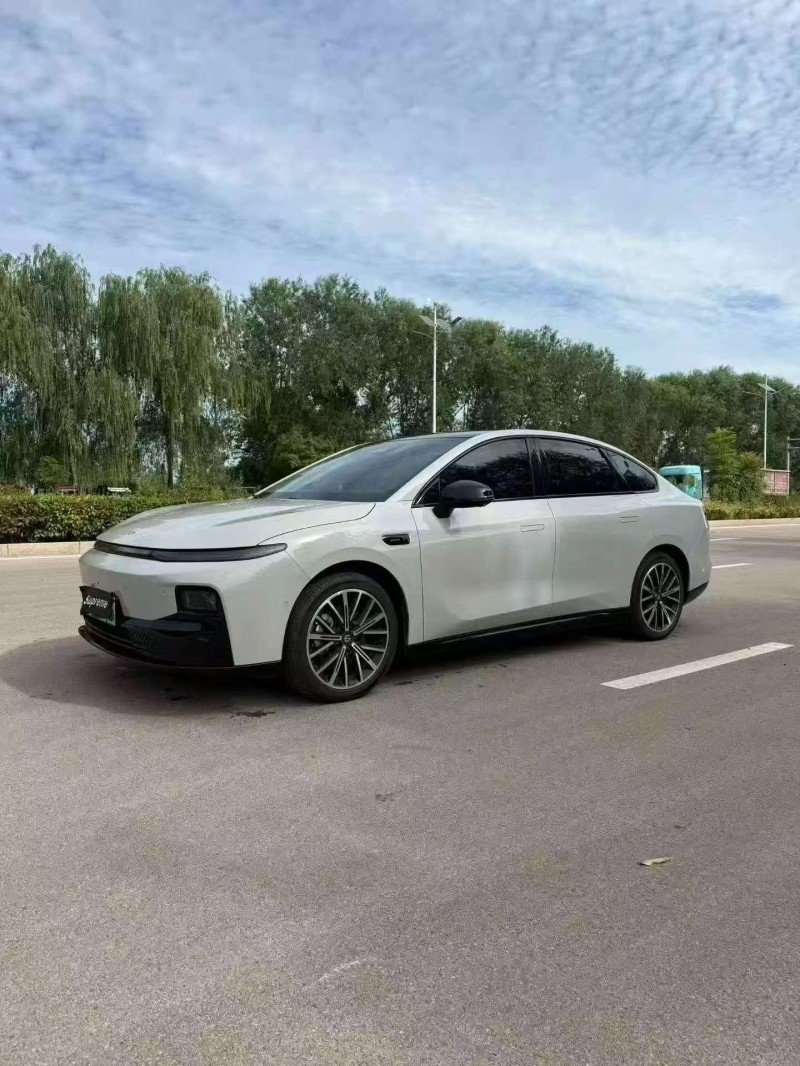 濰坊25年零跑汽車B013