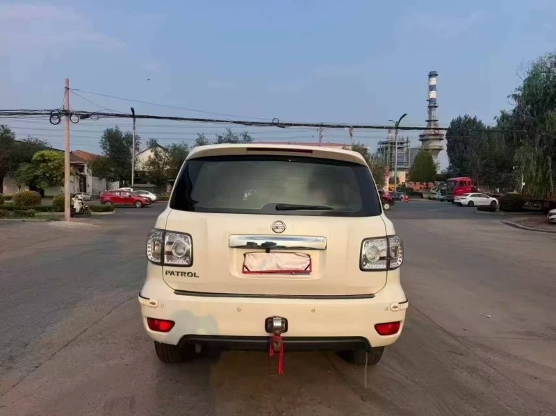 平顶山18年日产途乐9