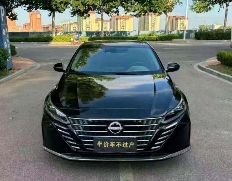 青島23年日產天籟1