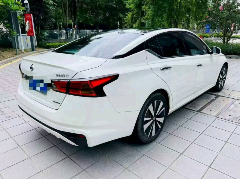 深圳23年日產天籟8