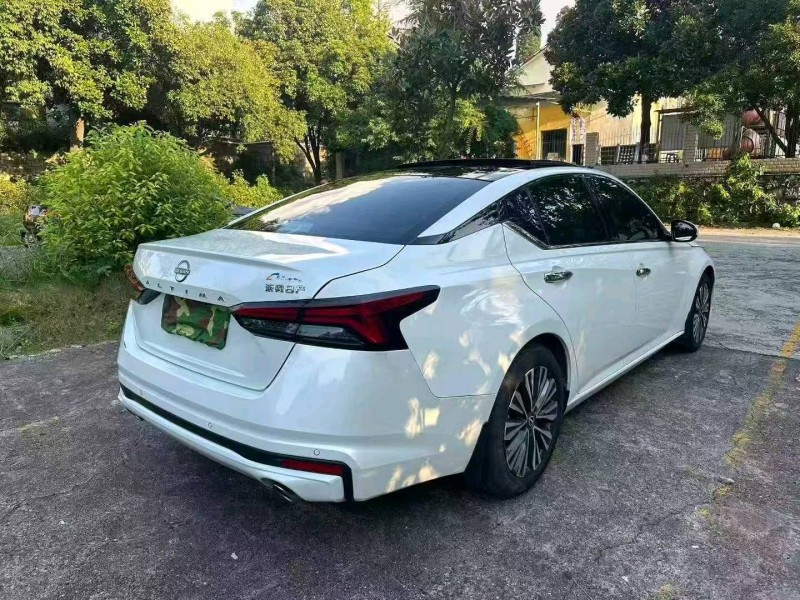 婁底23年日產天籟5