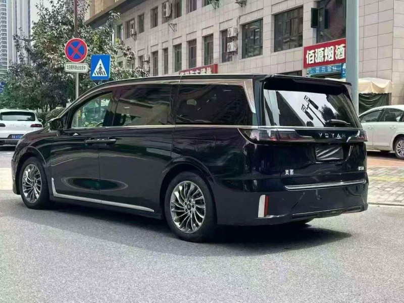 深圳23年嵐圖汽車夢想家5